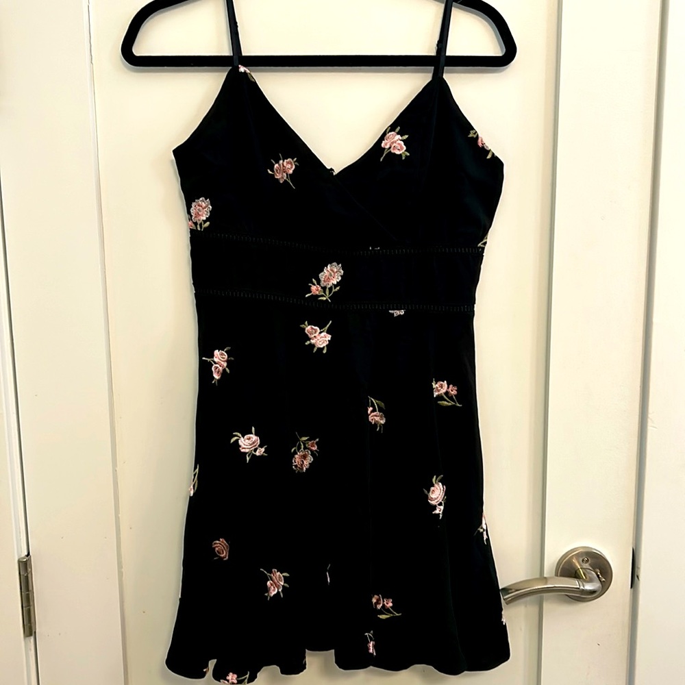 LBD little black dress with stitched flower detail, sweetheart neckline, A-line